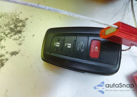 2019 Toyota Rav4 Hybrid Xse z USA, uszkodzony, nr VIN 2T3EWRFV1KW045121